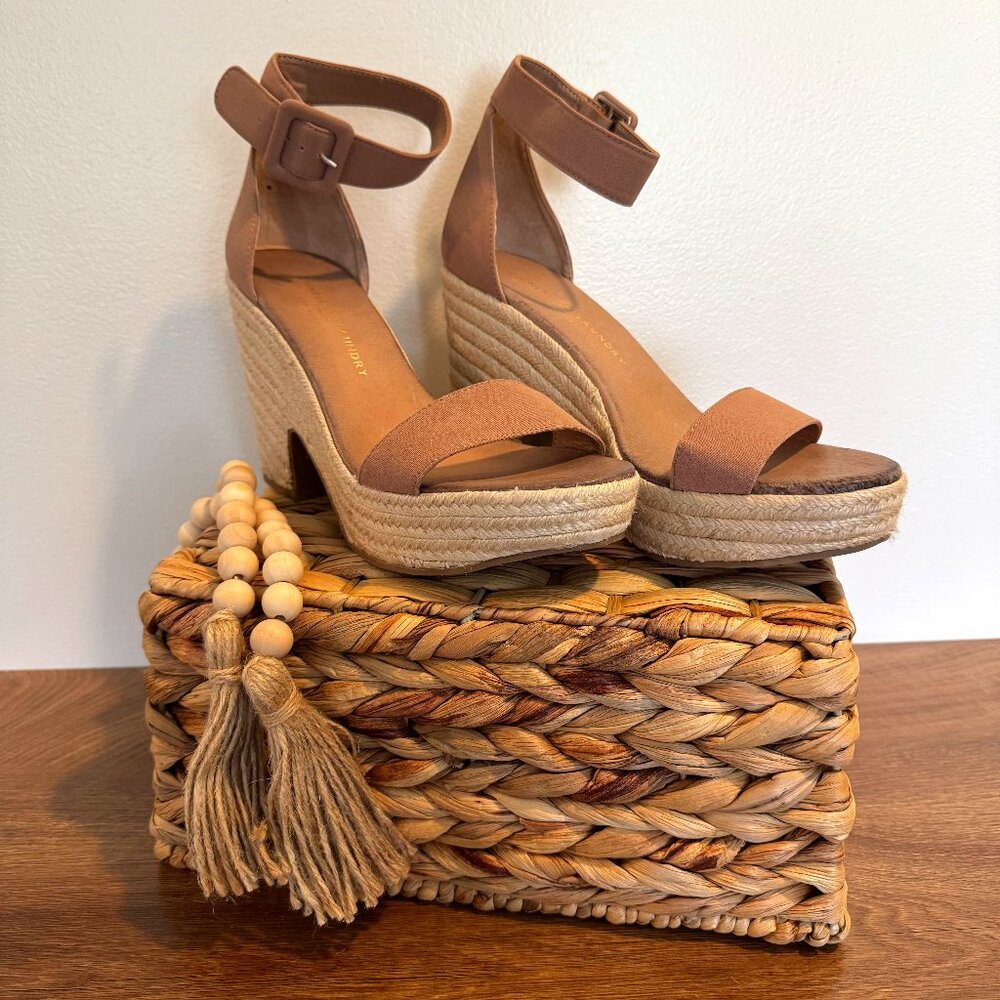 Chinese Laundry Platform Espadrille Wedge Sandal Size 9